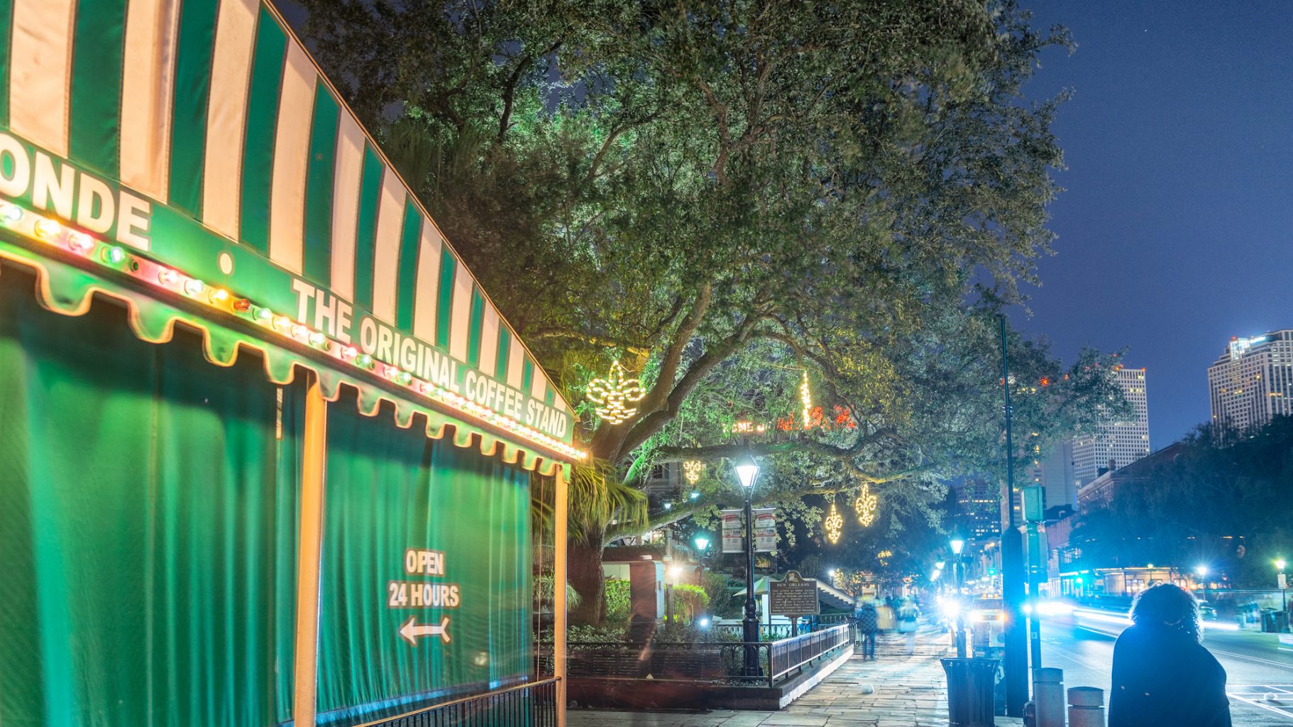 NEW ORLEANS - FEBRUARY 9, 2016: Night view of Cafe Du Monde on Mardi Gras.